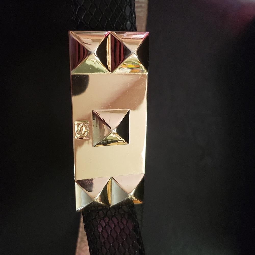 Bebe belt